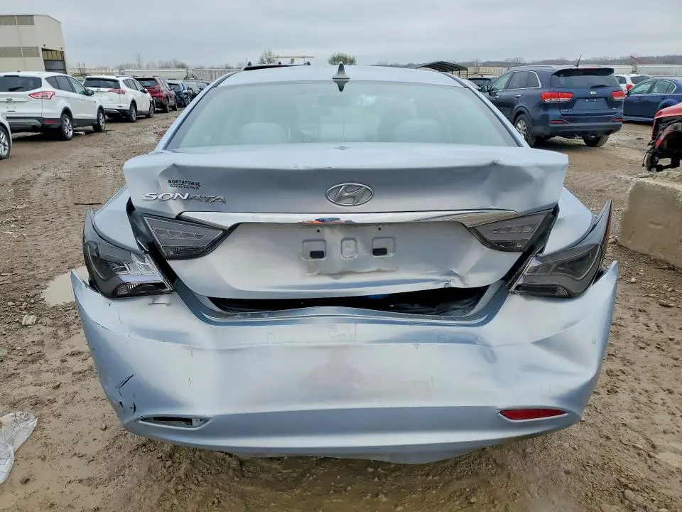2011 HYUNDAI SONATA GLS  