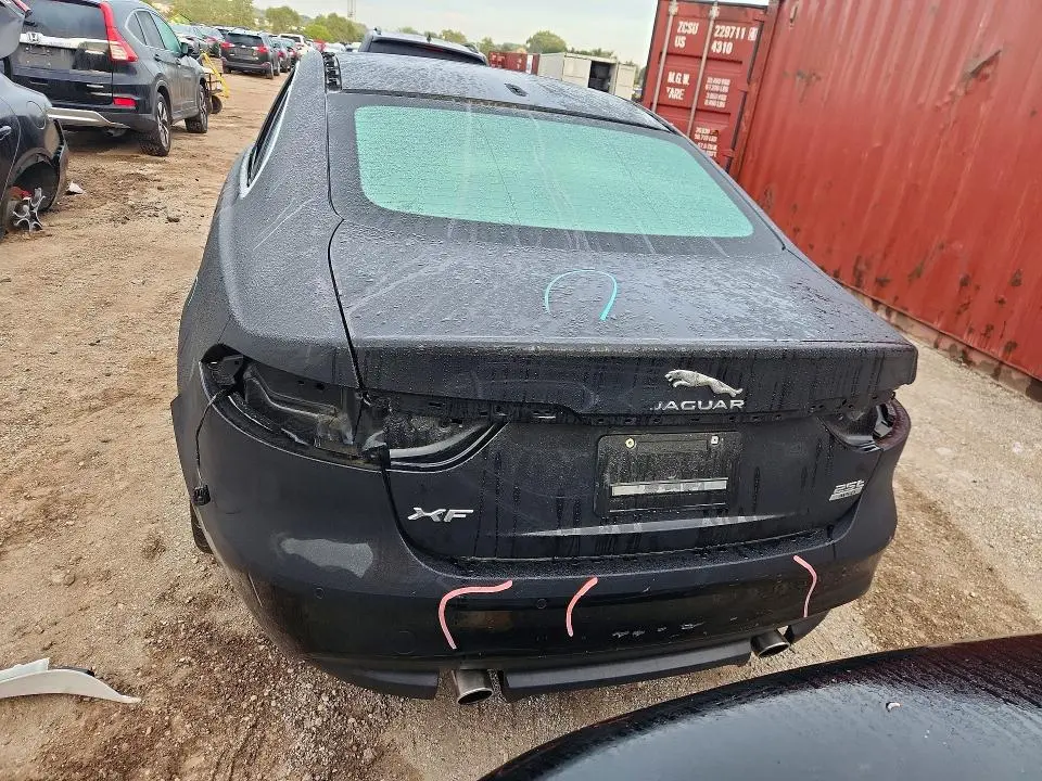 2020 JAGUAR XF PREMIUM  