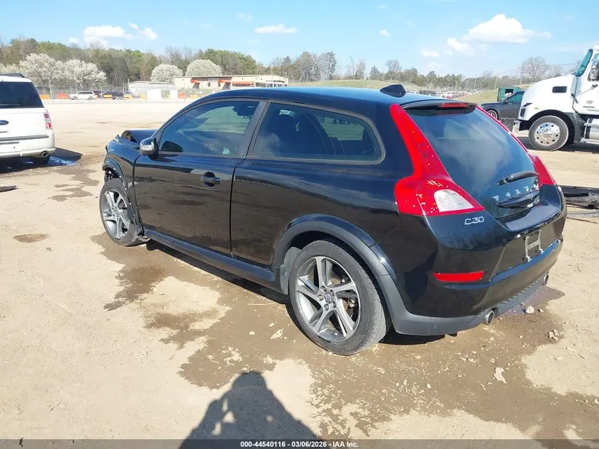 2013 VOLVO C30 T5
