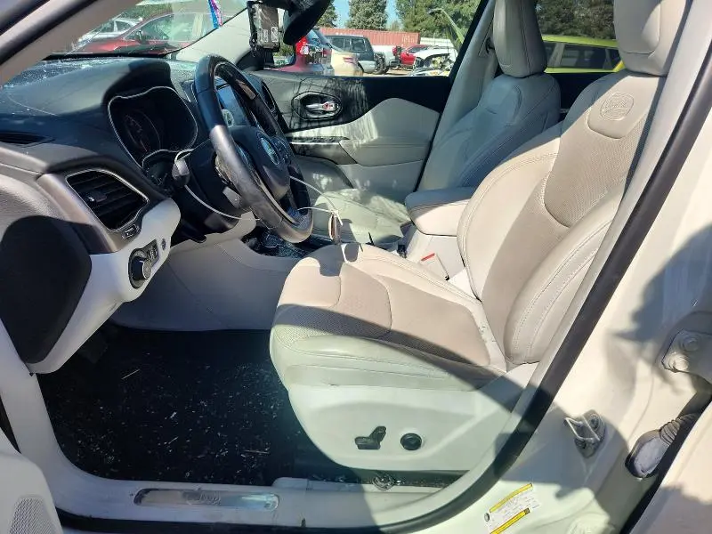 2019 JEEP CHEROKEE OVERLAND  