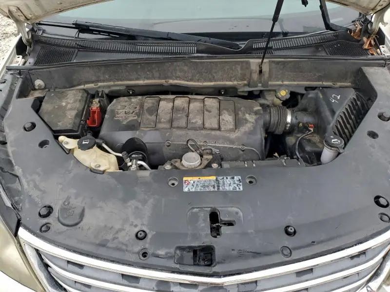 2013 CHEVROLET TRAVERSE LT  