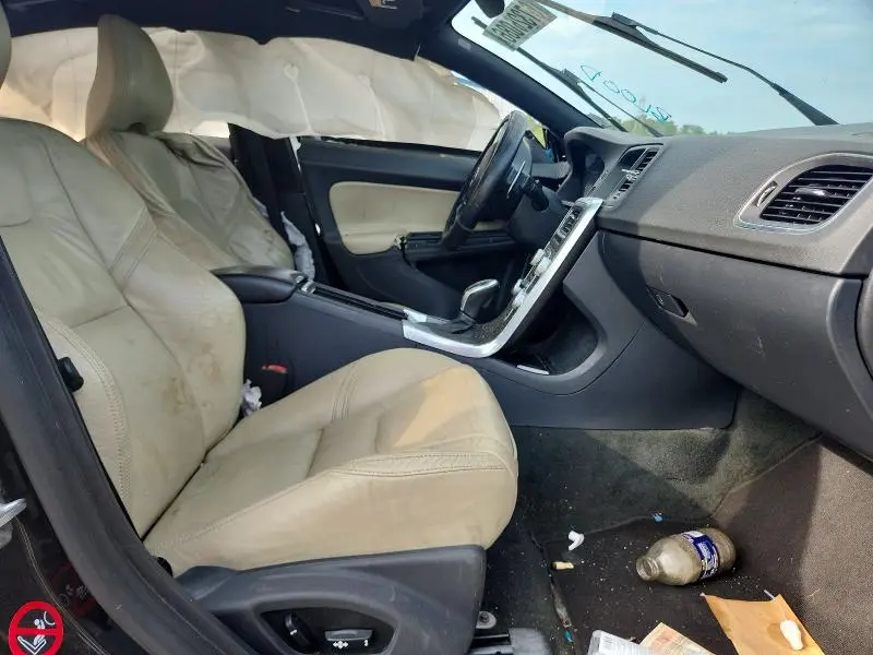 2015 VOLVO S60 PREMIER  