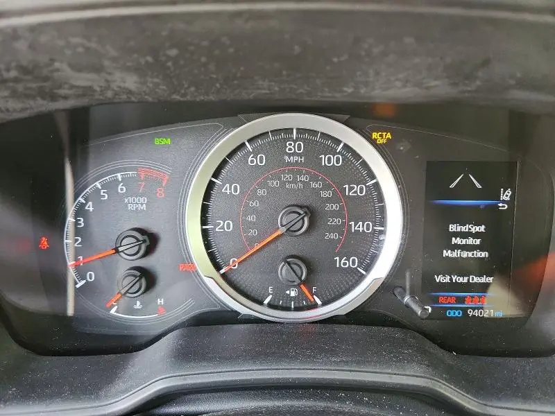 2021 TOYOTA COROLLA SE  