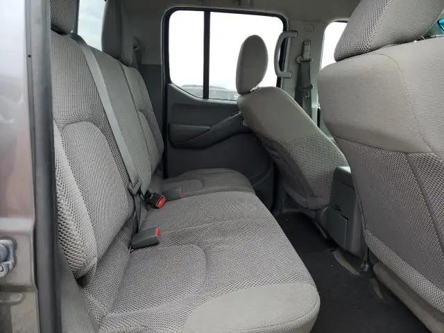 2017 NISSAN FRONTIER S  