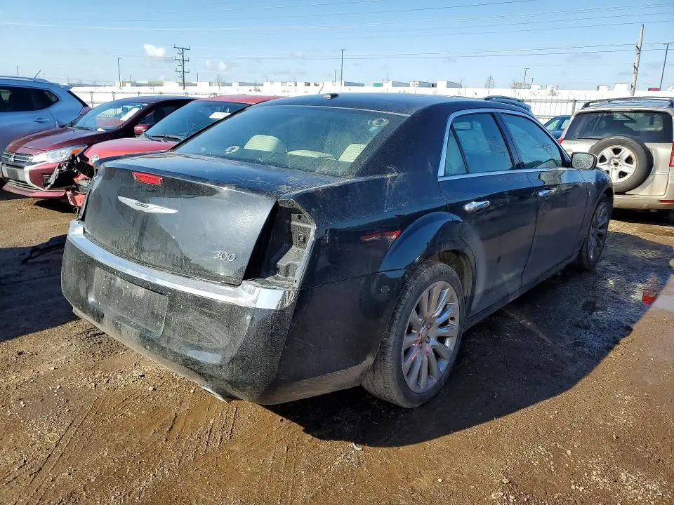 2013 CHRYSLER 300   