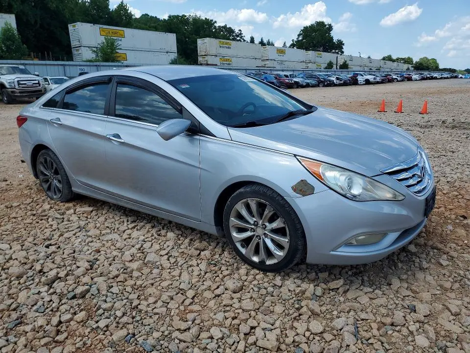 2011 HYUNDAI SONATA SE  