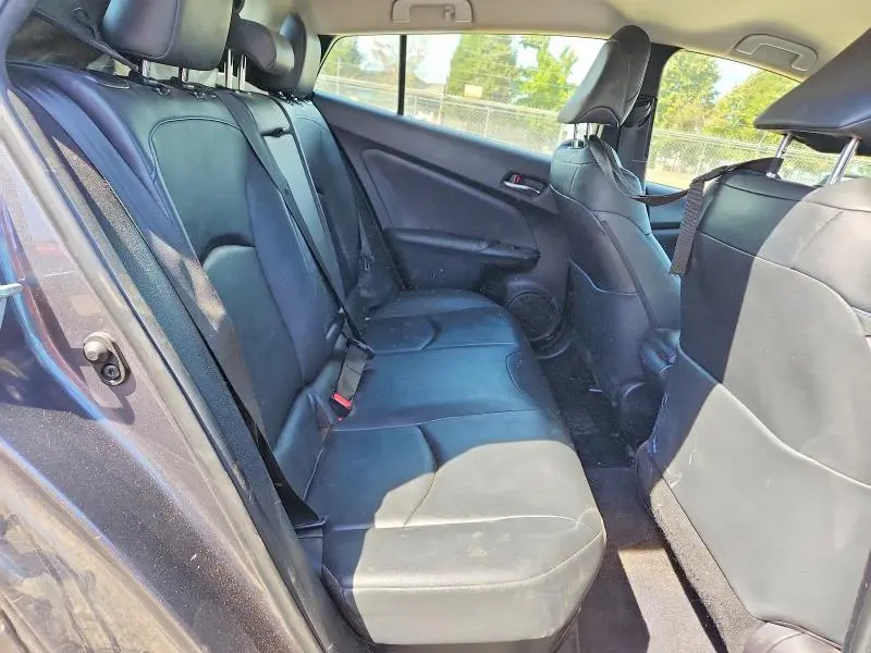 2017 TOYOTA PRIUS THREE TOURING  