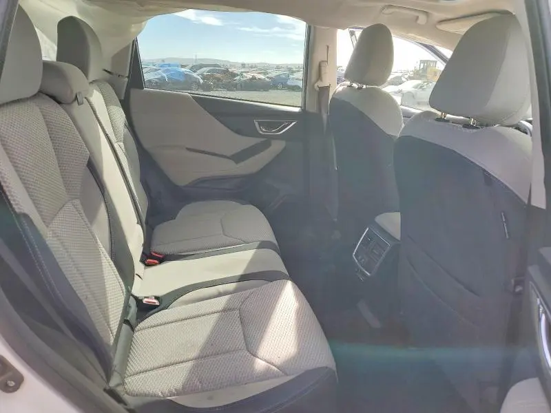 2022 SUBARU FORESTER PREMIUM  