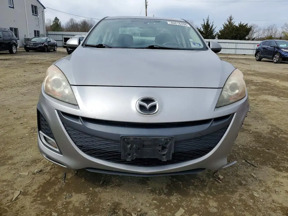 2011 MAZDA 3 S  