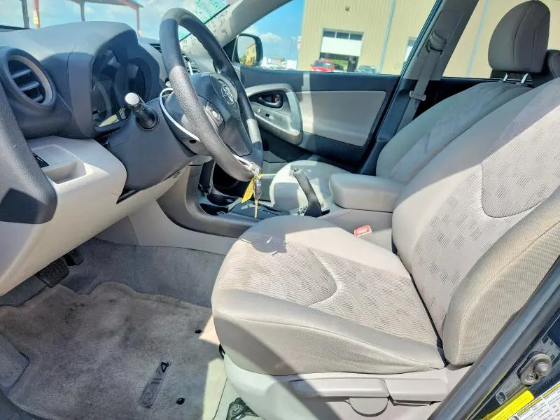 2012 TOYOTA RAV4 BASE  