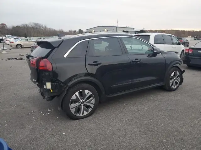 2022 KIA NIRO S  