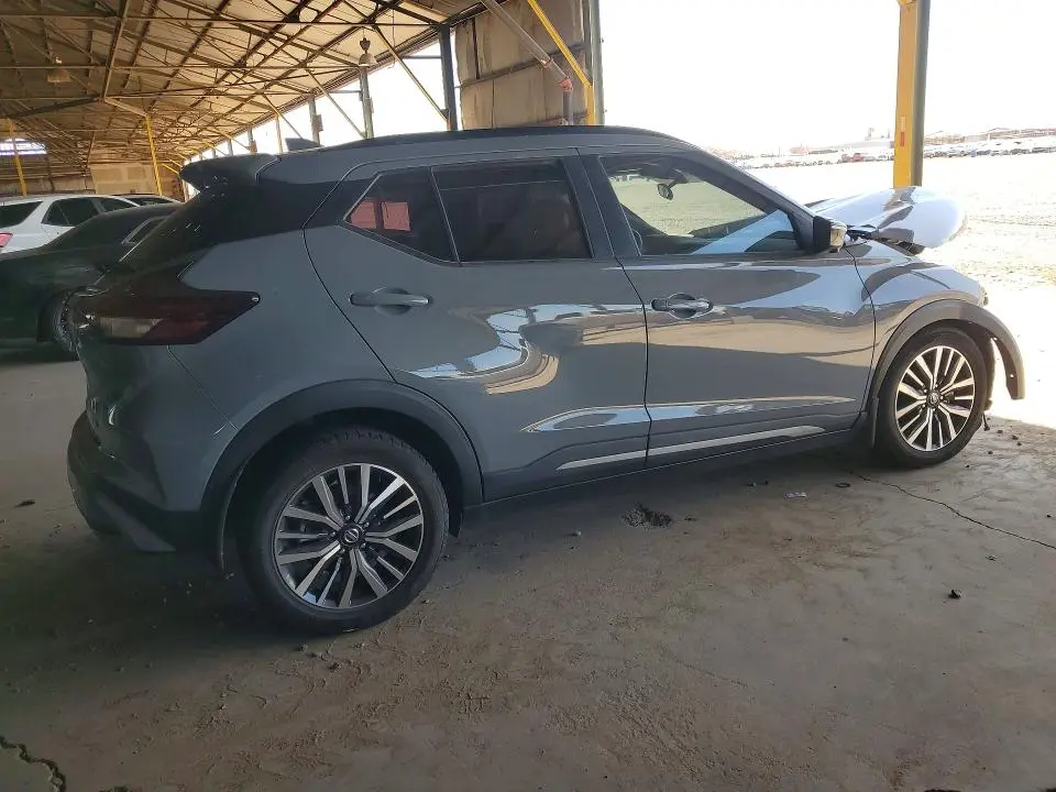 2021 NISSAN KICKS SR  