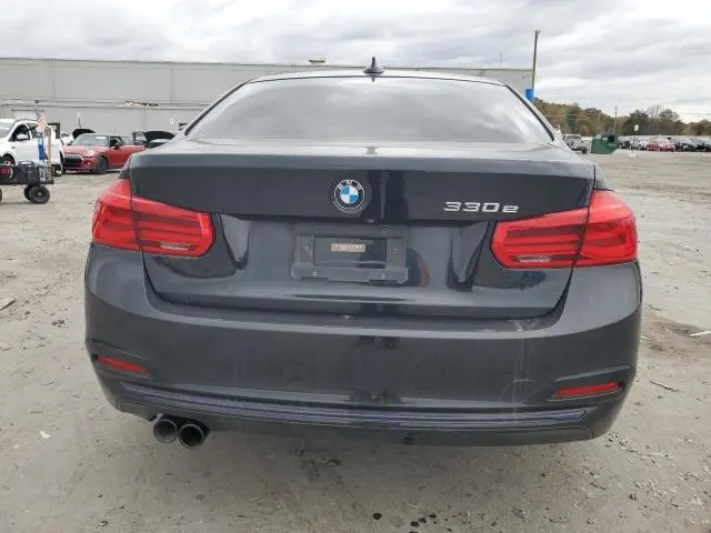 2018 BMW 330E   
