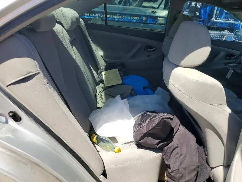2010 TOYOTA CAMRY LE  