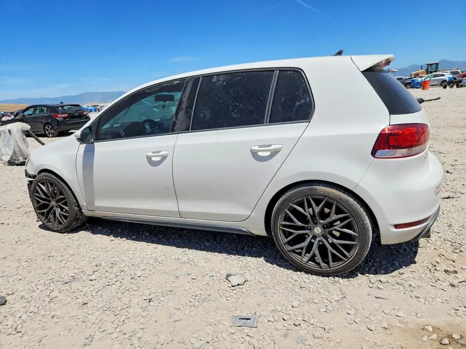 2011 VOLKSWAGEN GTI   