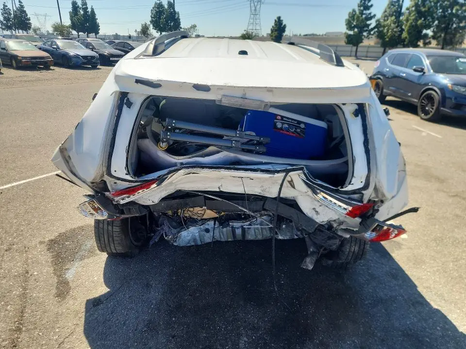 2014 TOYOTA SIENNA LE 8-PASSENGER  