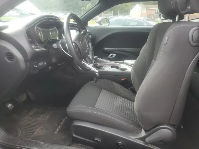 2016 DODGE CHALLENGER SXT  