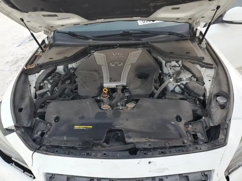2018 INFINITI Q50 LUXE  