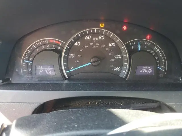 2012 TOYOTA CAMRY BASE  