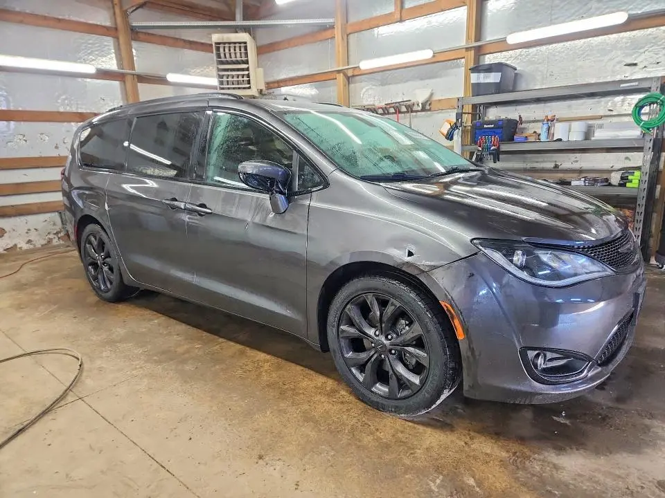 2018 CHRYSLER PACIFICA TOURING L  