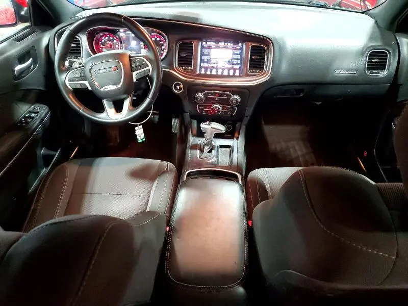 2016 DODGE CHARGER SXT  