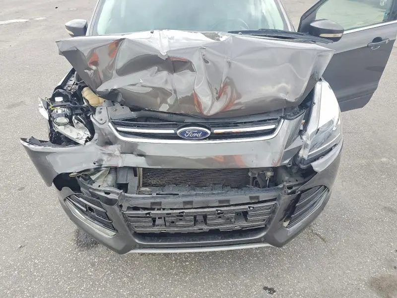 2015 FORD ESCAPE TITANIUM  