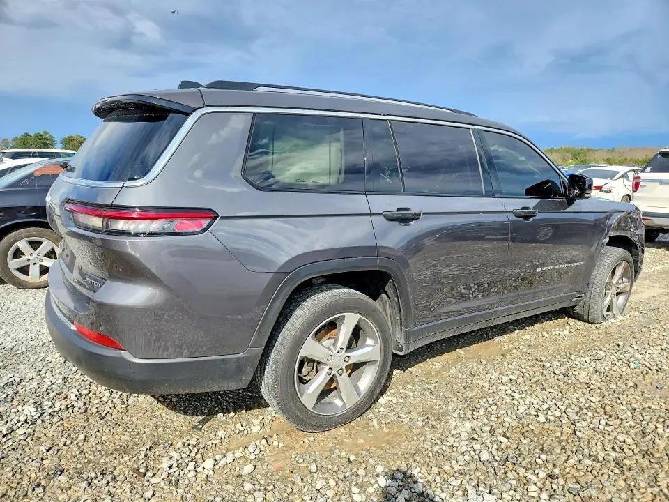 2022 JEEP CHEROKEE LATITUDE  