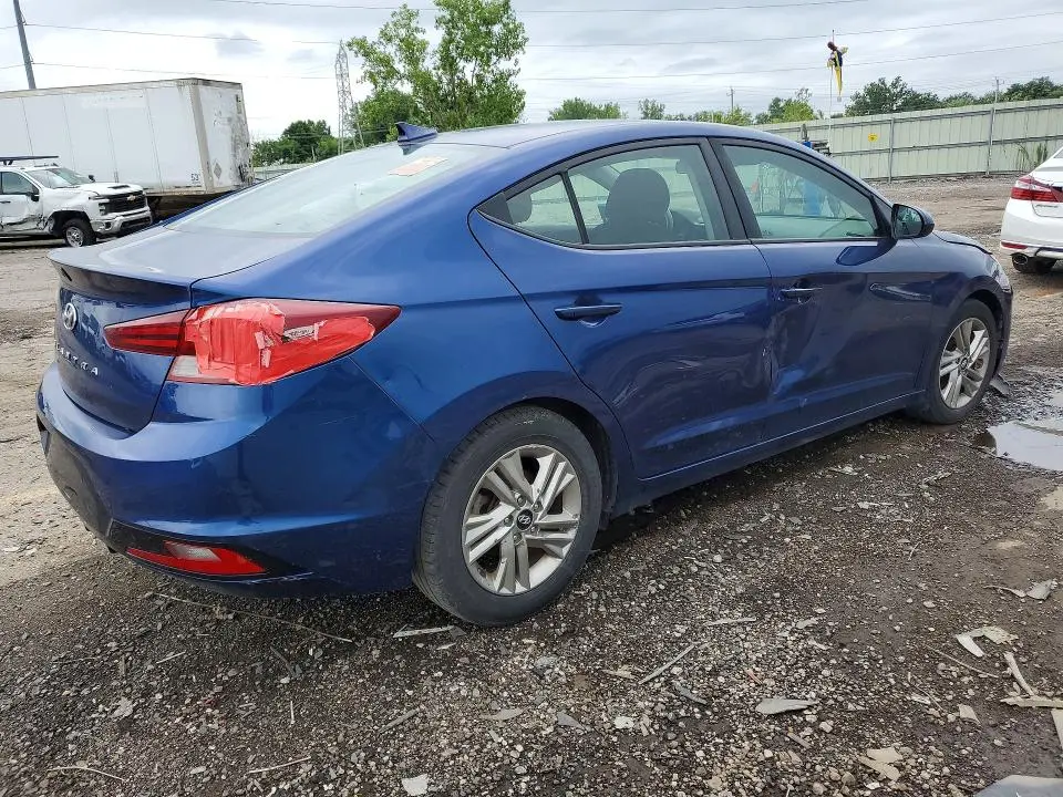2020 HYUNDAI ELANTRA SEL  