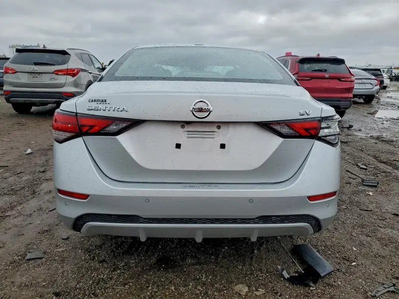 2022 NISSAN SENTRA SV  