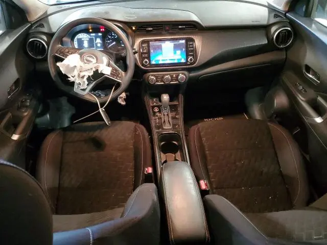 2023 NISSAN KICKS SV  