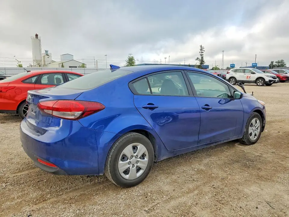 2018 KIA FORTE LX  