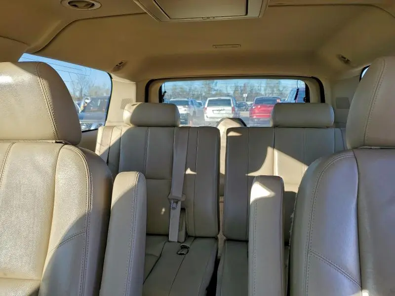 2013 GMC YUKON XL C1500 SLT  