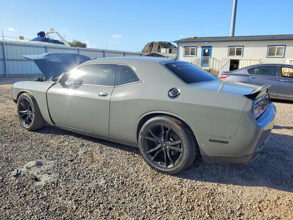 2017 DODGE CHALLENGER SXT  