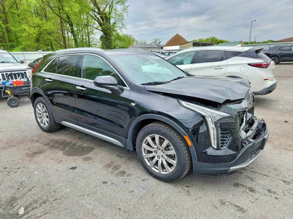 2019 CADILLAC XT4 PREMIUM LUXURY  