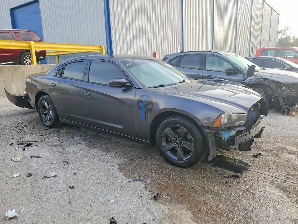 2014 DODGE CHARGER SE  