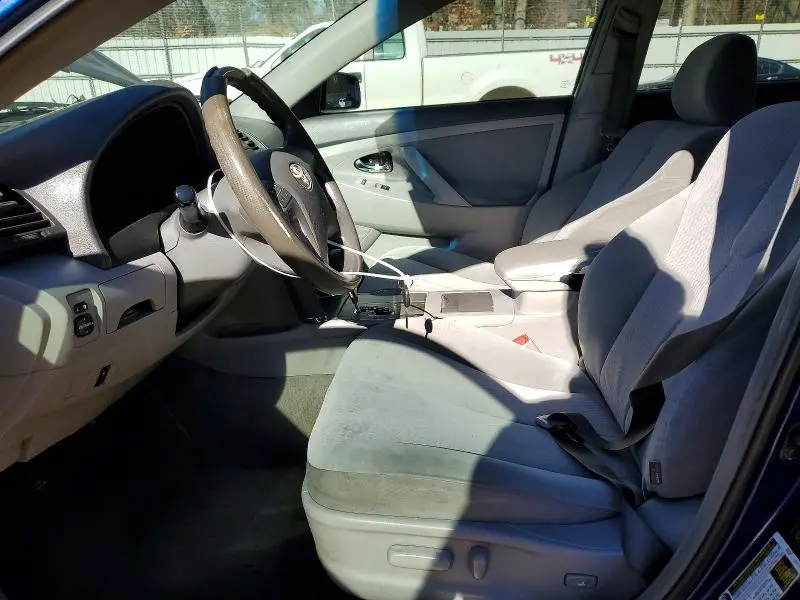 2011 TOYOTA CAMRY LE  