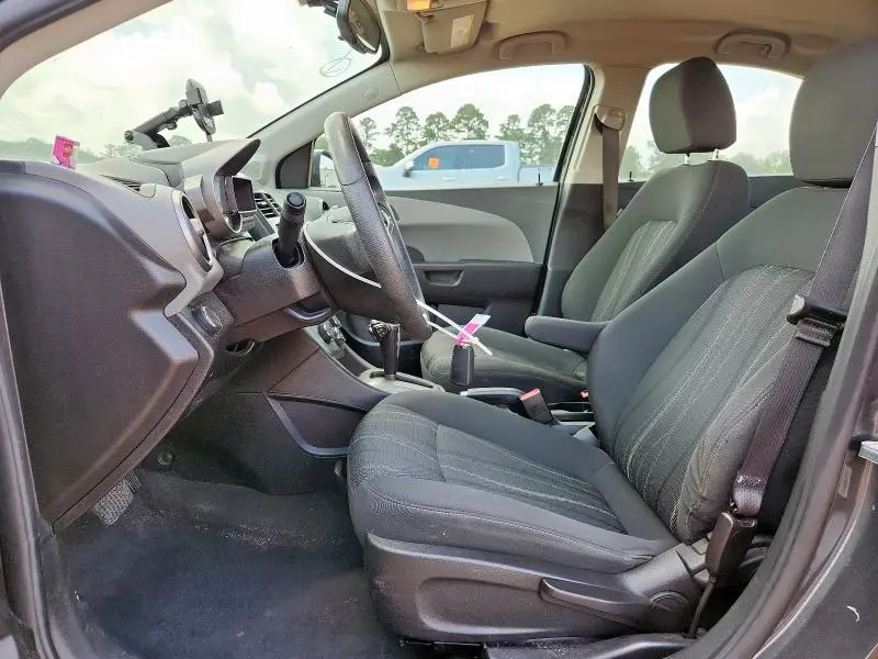 2016 CHEVROLET SONIC LT  