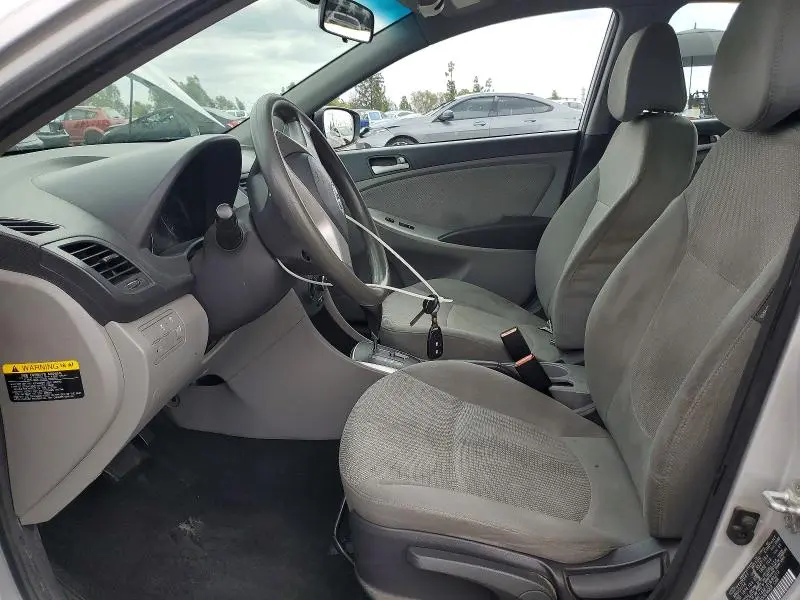 2014 HYUNDAI ACCENT GLS  