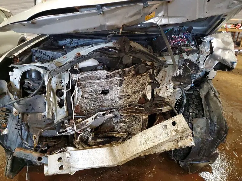 2014 TOYOTA 4RUNNER SR5  