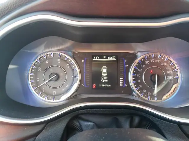 2015 CHRYSLER 200 LX  