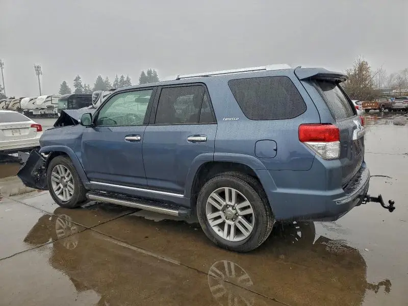 2011 TOYOTA 4RUNNER SR5  