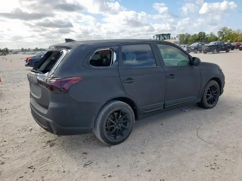 2018 MITSUBISHI OUTLANDER ES  