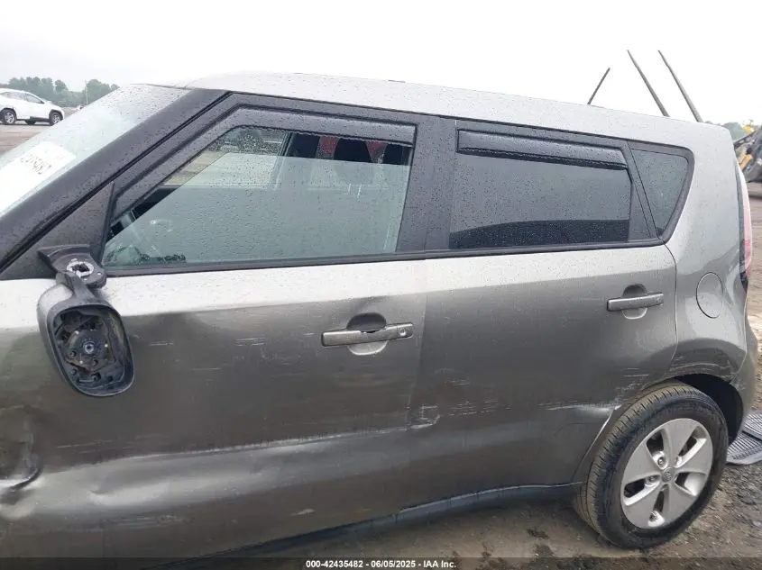 2016 KIA SOUL  