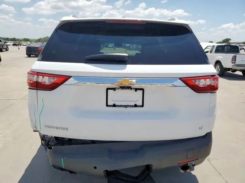 2018 CHEVROLET TRAVERSE LT  