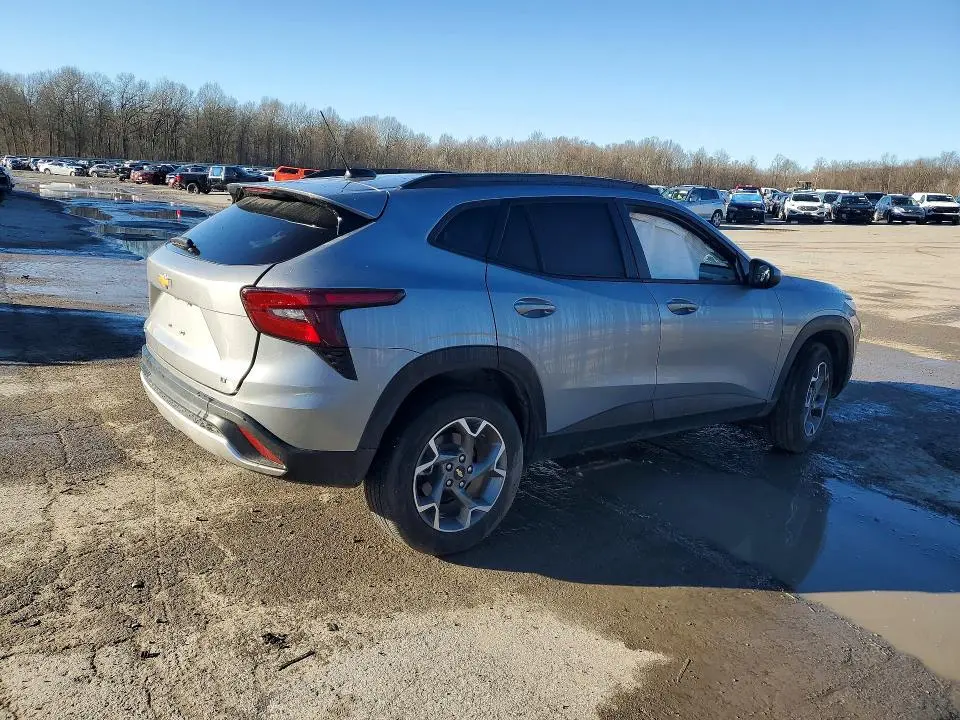 2025 CHEVROLET TRAX 1LT  