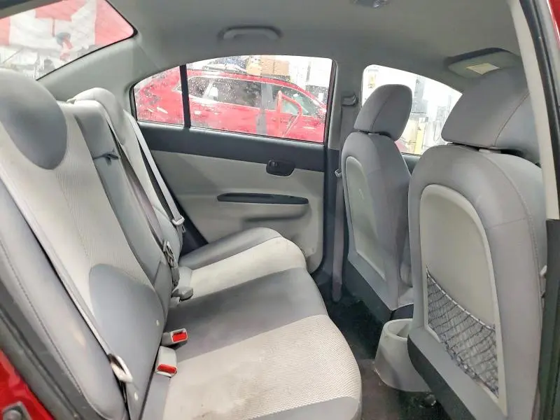 2010 HYUNDAI ACCENT   