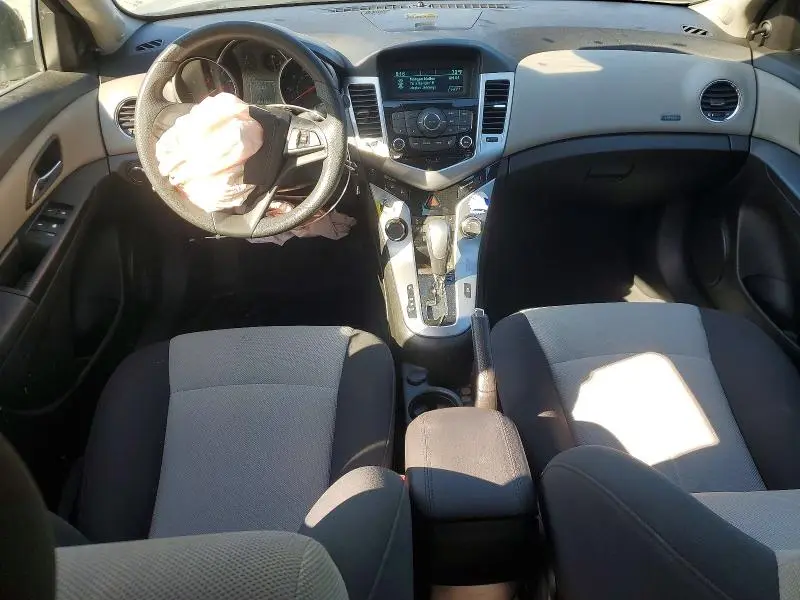 2011 CHEVROLET CRUZE LS  