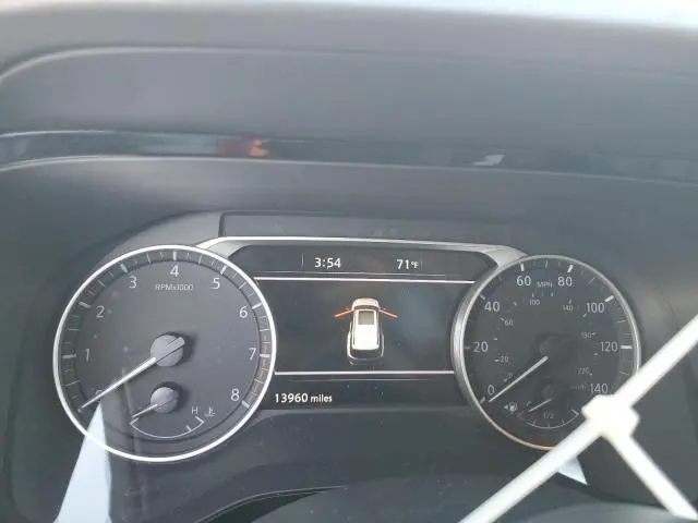 2024 NISSAN PATHFINDER SL  