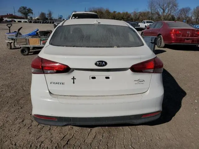 2017 KIA FORTE LX  