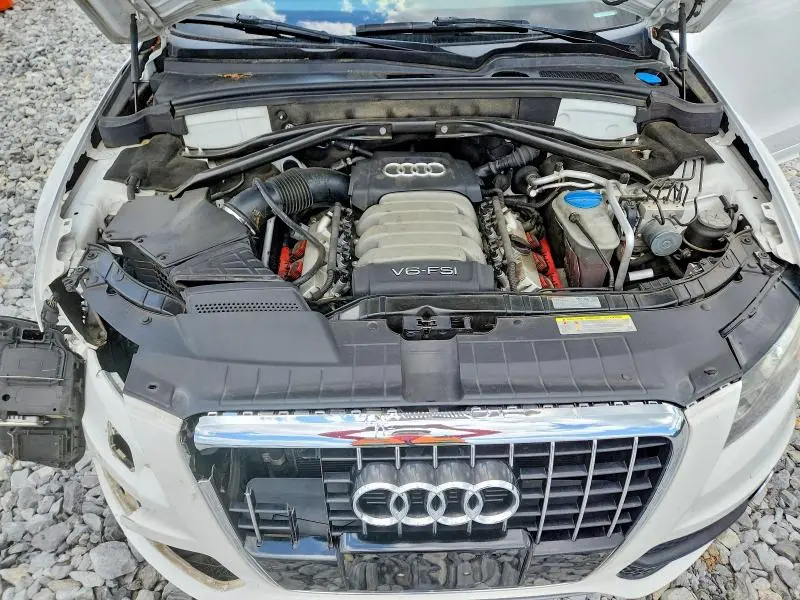 2010 AUDI Q5 PREMIUM PLUS  